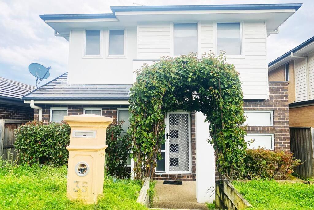 Kellyville 5Br Near Park And Shopping Mall المظهر الخارجي الصورة