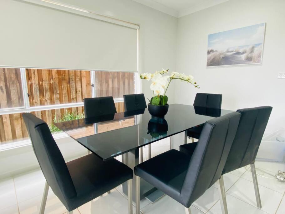 Kellyville 5Br Near Park And Shopping Mall المظهر الخارجي الصورة